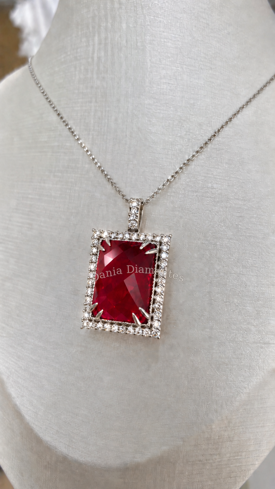 Colar com grande rubi e diamantes naturais